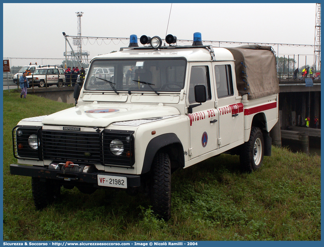 VF 21982
Corpo Nazionale Vigili del Fuoco
Land Rover Defender 130
(fornitura regione Emilia Romagna)
Parole chiave: VF;VVF;V.F.;V.V.F.;Corpo;Nazionale;Vigili del Fuoco;Vigili;Fuoco;Land Rover;Defender;130