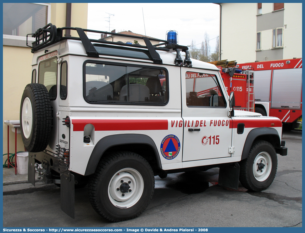 VF 22045
Corpo Nazionale Vigili del Fuoco
Land Rover Defender 90
Parole chiave: VF;VVF;V.F.;V.V.F.;Corpo;Nazionale;Vigili del Fuoco;Vigili;Fuoco;Land Rover;Defender;90;22045