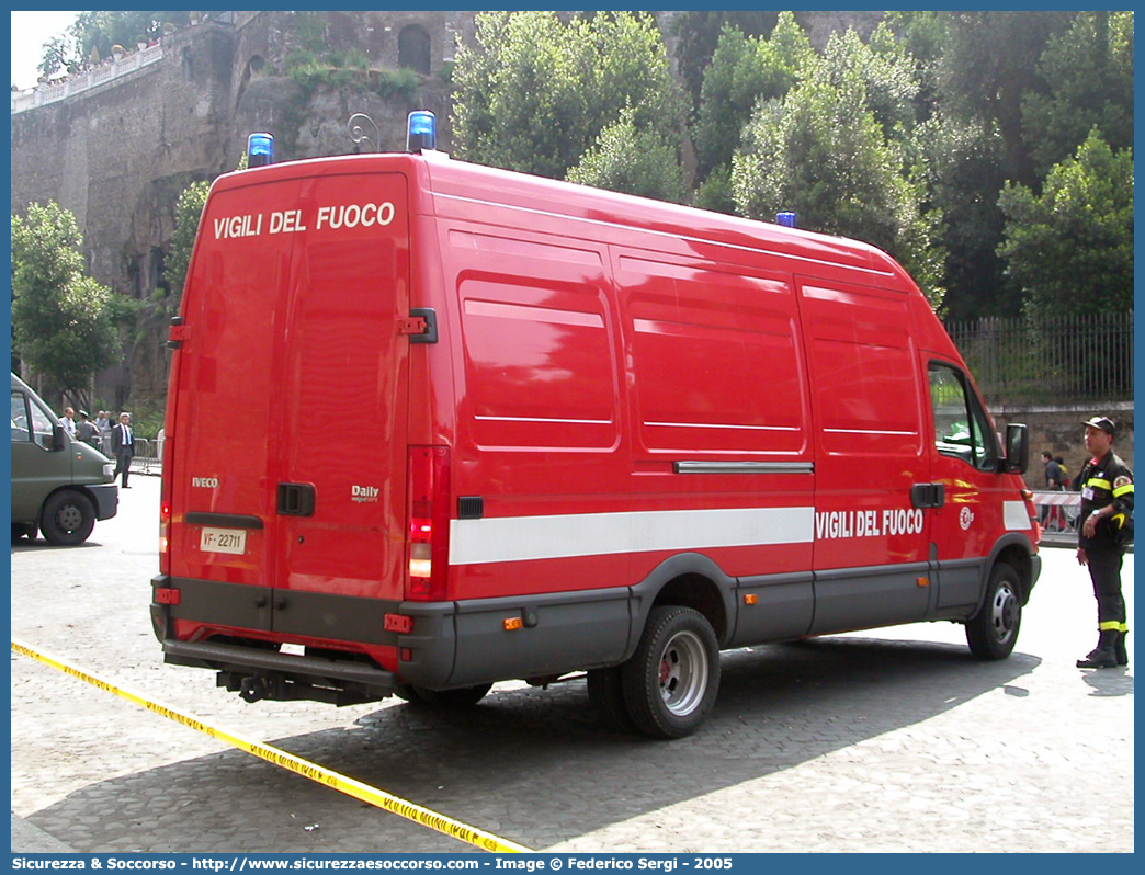 VF 22711
Corpo Nazionale Vigili del Fuoco
Iveco Daily 60C15 III serie
Parole chiave: VF;V.F.;VVF;V.V.F.;Corpo;Nazionale;Vigili del Fuoco;Iveco;Daily;60C15