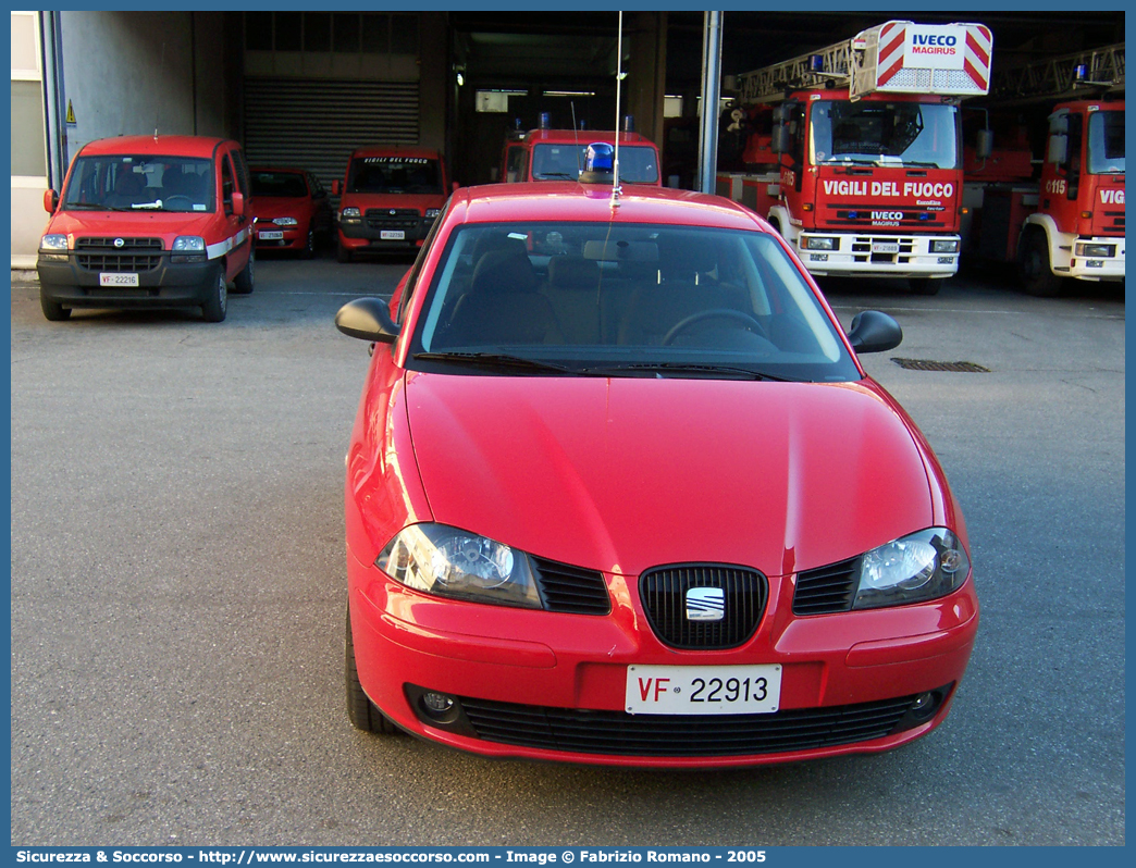 VF 22913
Corpo Nazionale Vigili del Fuoco
Seat Ibiza III serie
Parole chiave: VF;VVF;V.F.;V.V.F.;Corpo;Nazionale;Vigili del Fuoco;Vigili;Fuoco;Seat;Ibiza;22913