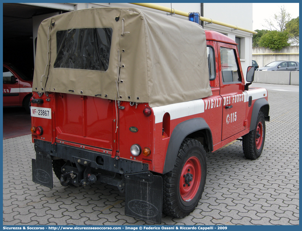 VF 23867
Corpo Nazionale Vigili del Fuoco
Land Rover Defender 90 Pick Up
Parole chiave: VF;VVF;V.F.;V.V.F.;Corpo;Nazionale;Vigili del Fuoco;Vigili;Fuoco;Land Rover;Defender;90;23867