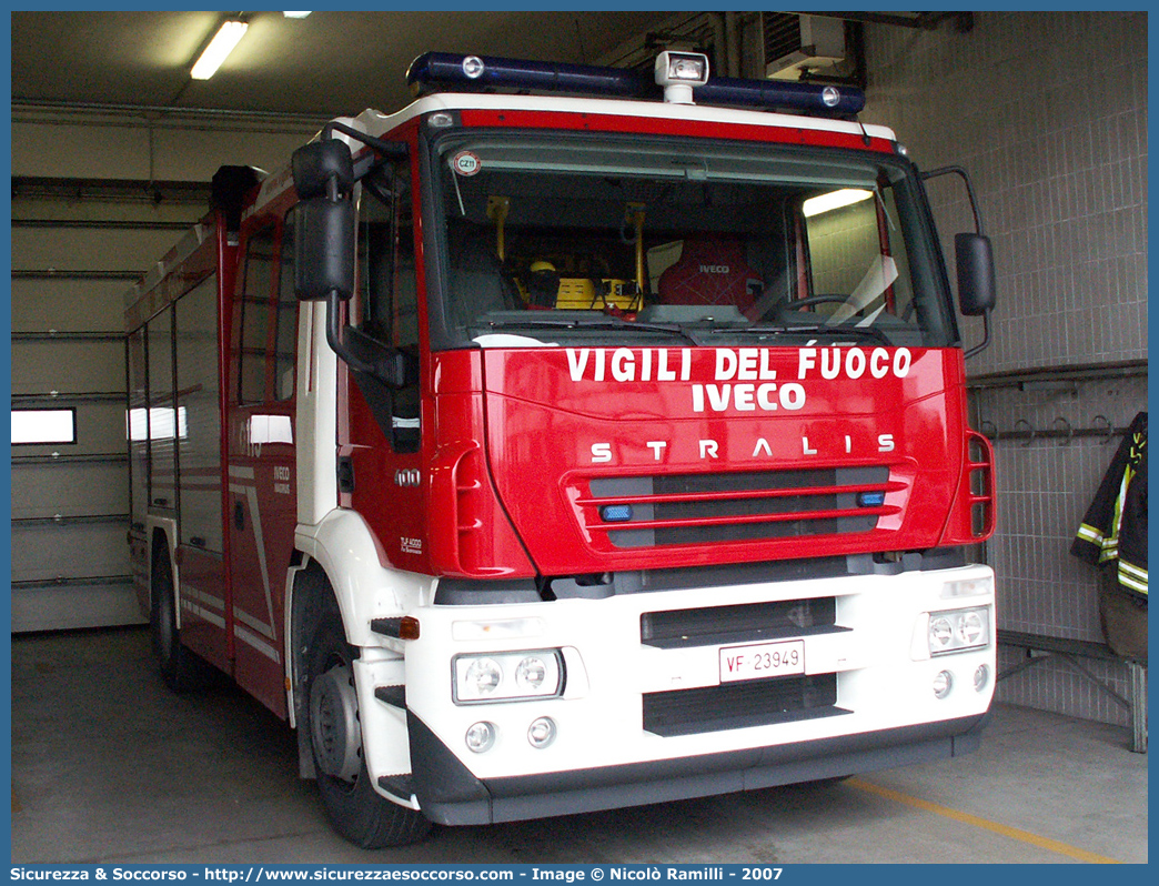 VF 23949
Corpo Nazionale Vigili del Fuoco
Iveco Magirus Stralis 
190S40 I serie "Active Fire"
Parole chiave: VVF;V.V.F.;Corpo;Nazionale;Vigili;del;Fuoco;AutoPompaSerbatoio;APS;A.P.S.;Iveco;Magirus;Stralis;190S40;Active;Fire