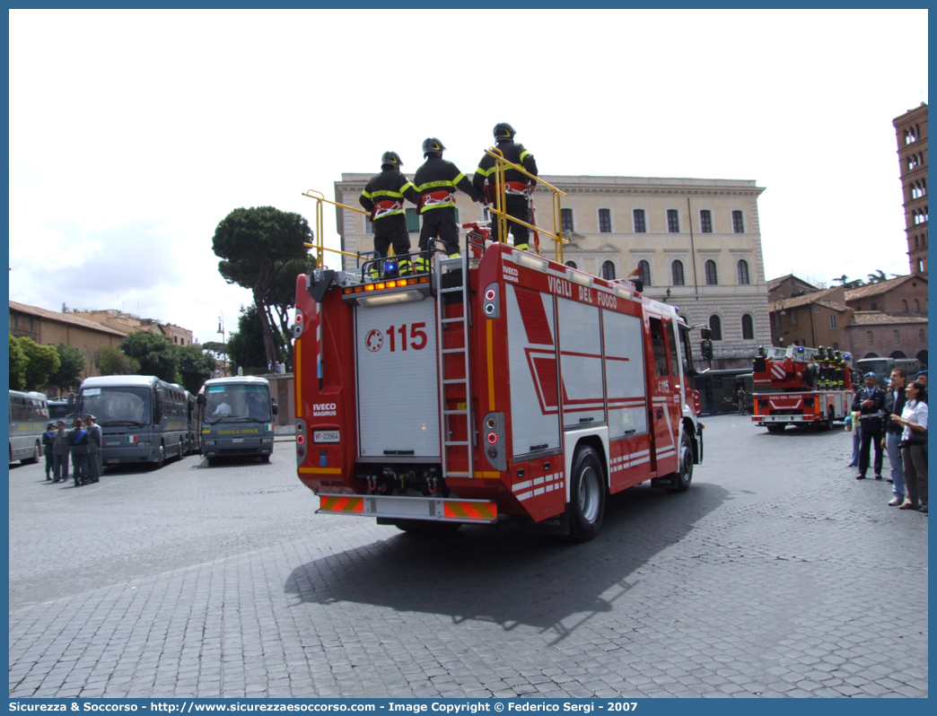 VF 23964
Corpo Nazionale Vigili del Fuoco
Iveco Magirus Stralis 
190S40 I serie "Active Fire"
Parole chiave: VVF;V.V.F.;Corpo;Nazionale;Vigili;del;Fuoco;AutoPompaSerbatoio;APS;A.P.S.;Iveco;Magirus;Stralis;190S40;Active;Fire