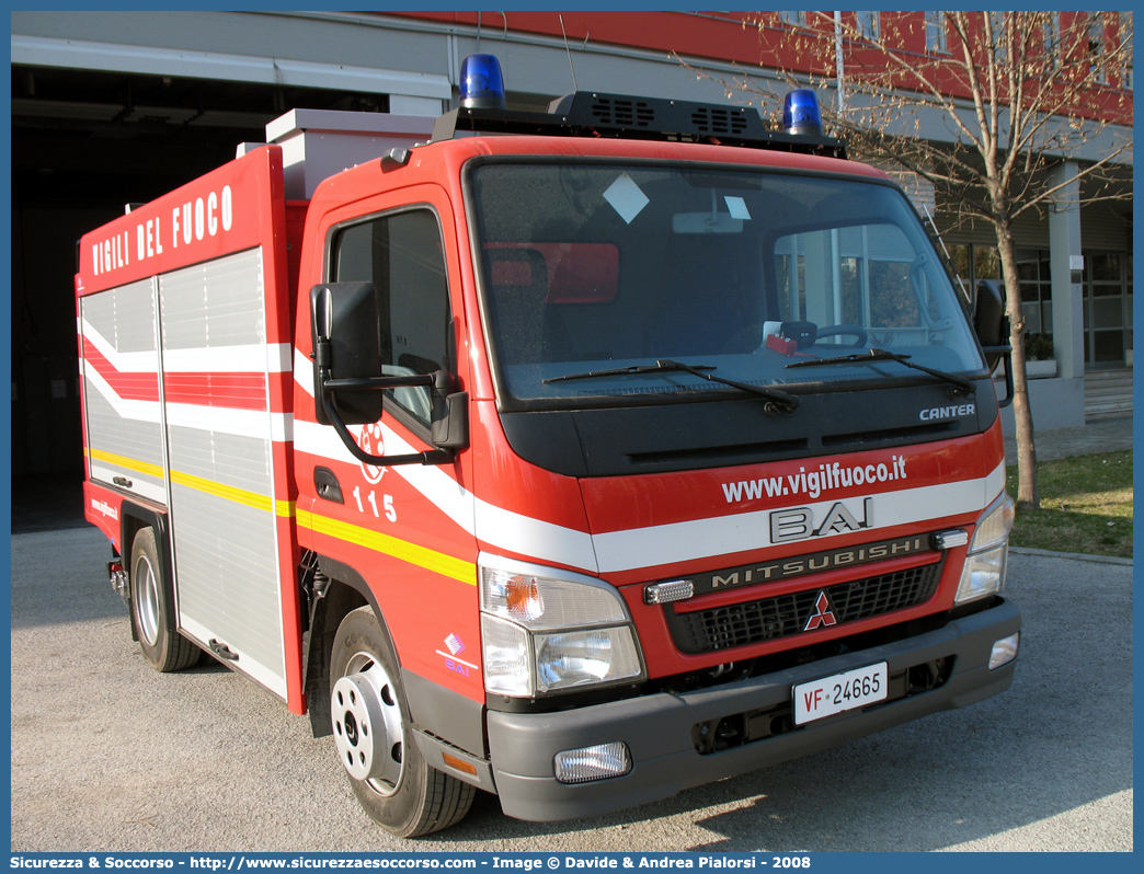 VF 24665
Corpo Nazionale Vigili del Fuoco
Mitsubishi Canter
Allestitore BAI S.r.l.
Parole chiave: VVF;V.V.F.;Corpo;Nazionale;Vigili;del;Fuoco;AutoPompaSerbatoio;APS;A.P.S.;Mitsubishi;Canter;BAI