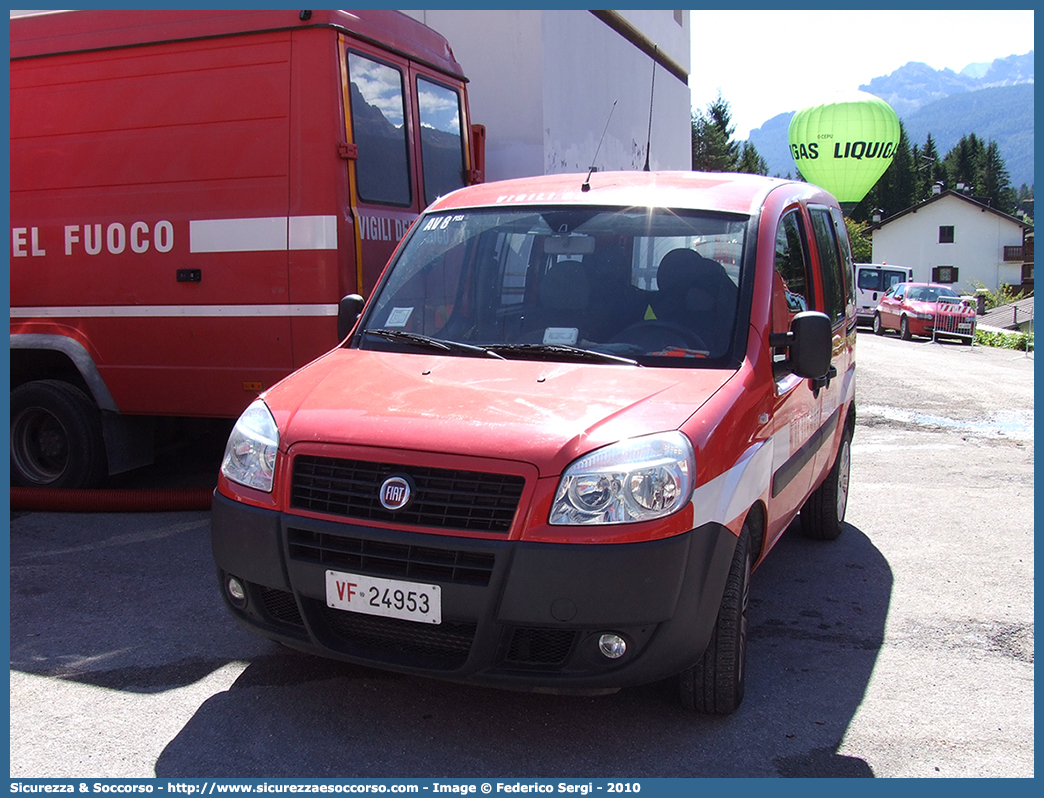 VF 24953
Corpo Nazionale Vigili del Fuoco
Fiat Doblò I serie restyling
Parole chiave: VVF;V.V.F.;Corpo;Nazionale;Vigili;del;Fuoco;Fiat;Doblò;Doblo