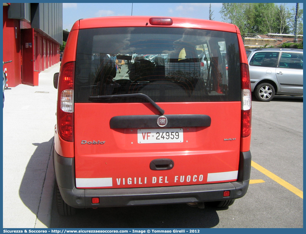 VF 24959
Corpo Nazionale Vigili del Fuoco
Fiat Doblò I serie restyling
Parole chiave: VVF;V.V.F.;Corpo;Nazionale;Vigili;del;Fuoco;Fiat;Doblò;Doblo