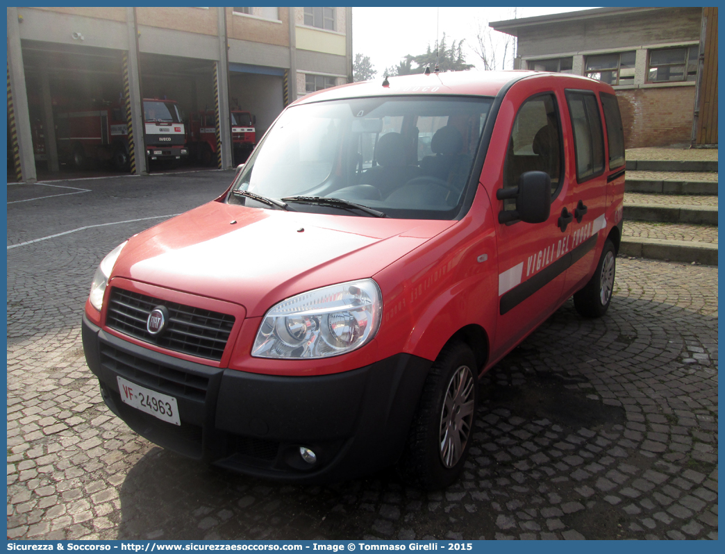 VF 24963
Corpo Nazionale Vigili del Fuoco
Fiat Doblò I serie restyling
Parole chiave: VVF;V.V.F.;Corpo;Nazionale;Vigili;del;Fuoco;Fiat;Doblò;Doblo