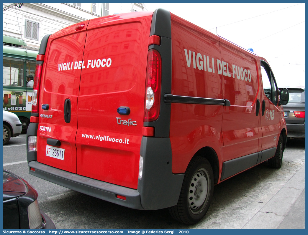 VF 25611
Corpo Nazionale Vigili del Fuoco
Renault Trafic III serie
Allestitore Fortini S.r.l.
Parole chiave: VF;V.F.;VVF;V.V.F.;Corpo;Nazionale;Vigili del Fuoco;Vigili;Fuoco;Autocarro;Autofurgone;Renault;Trafic