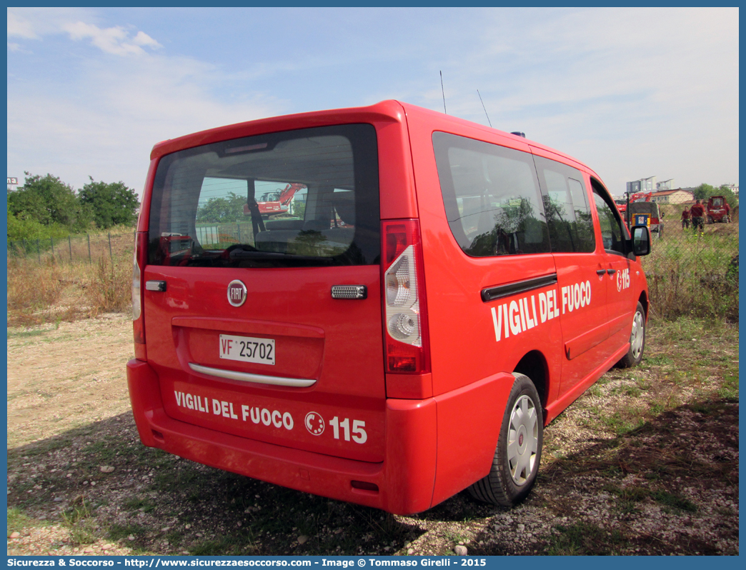 VF 25702
Corpo Nazionale Vigili del Fuoco
Fiat Scudo IV serie
(variante)
Parole chiave: VVF;V.V.F.;Corpo;Nazionale;Vigili;del;Fuoco;Fiat;Scudo