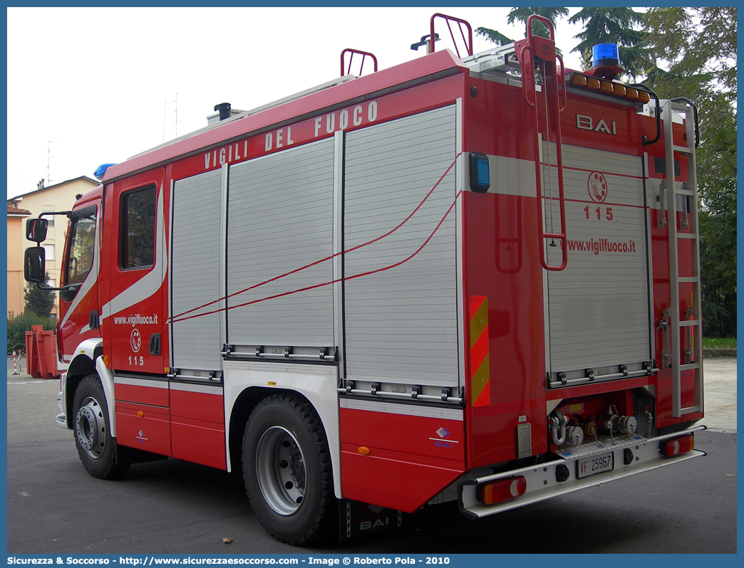 VF 25967
Corpo Nazionale Vigili del Fuoco
Volvo FL280/FL290 III serie
Allestitore BAI S.r.l.
Parole chiave: VVF;V.V.F.;Corpo;Nazionale;Vigili;del;Fuoco;APS;A.P.S.;AutoPompaSerbatoio;AutoPompa;Volvo;FL;280;290;FL280;FL290;BAI