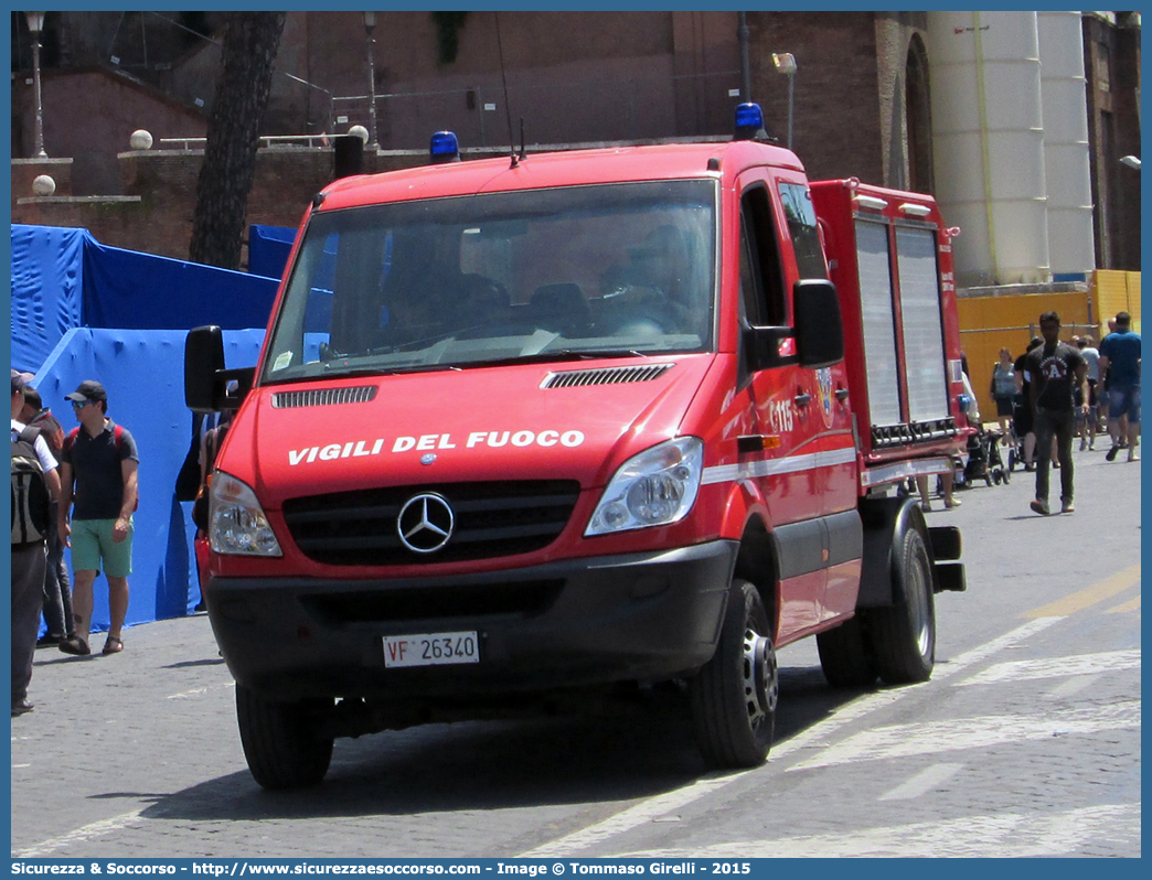 VF 26340
Corpo Nazionale Vigili del Fuoco
Nucleo N.B.C.R.
Mercedes Benz Sprinter 4x4 II serie
(variante)
Parole chiave: VVF;V.V.F.;Corpo;Nazionale;Vigili del Fuoco;Vigili;Fuoco;Mercedes Benz;Sprinter;NBCR;N.B.C.R.;Nucleare;Batteriologico;Chimico;Radiologico;Radiometrico;Radiometria;Radioattività;Radioattivita;26340