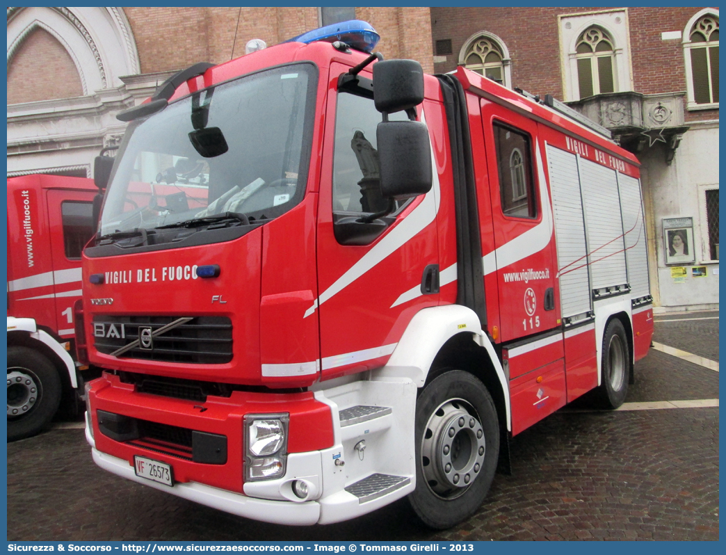 VF 26573
Corpo Nazionale Vigili del Fuoco
Volvo FL280/FL290 III serie
Allestitore BAI S.r.l.
Parole chiave: VVF;V.V.F.;Corpo;Nazionale;Vigili;del;Fuoco;APS;A.P.S.;AutoPompaSerbatoio;AutoPompa;Volvo;FL;280;290;FL280;FL290;BAI