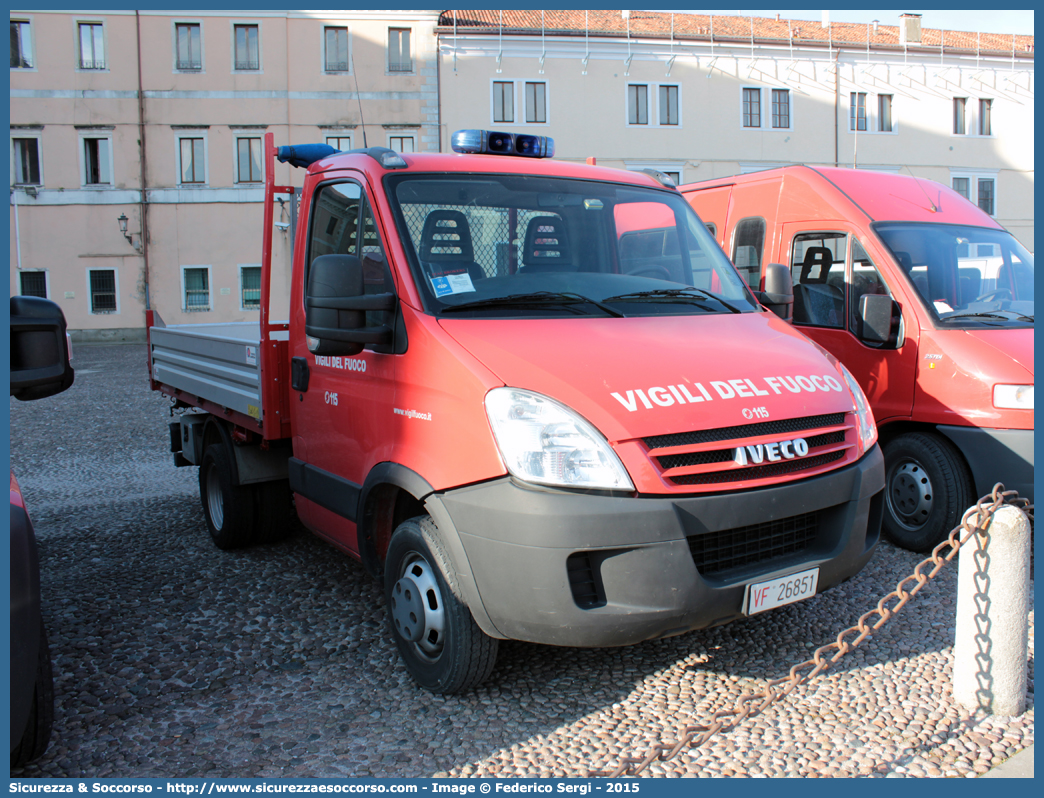 VF 26851
Corpo Nazionale Vigili del Fuoco
Iveco Daily IV serie

Parole chiave: VF;V.F.;VVF;V.V.F.;Corpo;Nazionale;Vigili del Fuoco;Iveco;Daily;26851