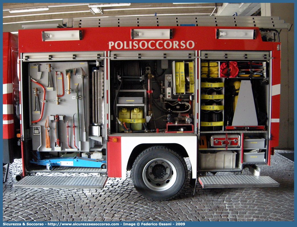 VF 6A2TN
Corpo Permanente dei Vigili del Fuoco Trento
Man LE 12.250
Allestitore BAI S.r.l.
Parole chiave: VF;V.F.;Vigili del Fuoco;Vigili;Fuoco;Corpo;Permanente;Trento;Man;LE;12.250;BAI