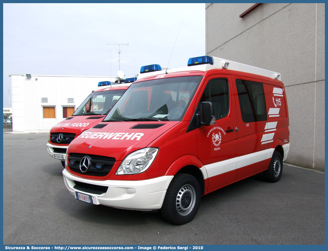 VF FW31Y
Vigili del Fuoco Volontari Montana
Freiwillige Feuerwehr Montal
Mercedes-Benz Sprinter II serie
Allestitore Kofler Fahrzeugbau S.n.c.
Parole chiave: VF;VFV;V.F.;V.F.V.;Vigili;Fuoco;Volontari;Freiwillige;Feuerwehr;Montana;Montal;Mercedes;Benz;Sprinter;Kofler;Fahrzeugbau