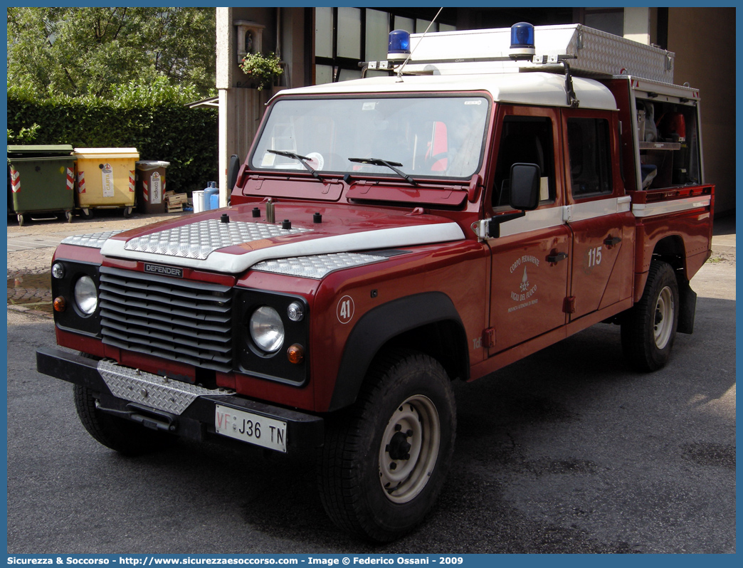 VF J36TN
Corpo Permanente dei Vigili del Fuoco Trento
Nucleo Soccorsi Speciali
Land Rover Defender 130
Allestitore Kofler Fahrzeugbau S.n.c.
Parole chiave: VF;V.F.;Vigili del Fuoco;Vigili;Fuoco;Corpo;Permanente;Trento;Nucleo;Soccorsi;Speciali;Land;Rover;Defender;130;Kofler;Fahrzeugbau