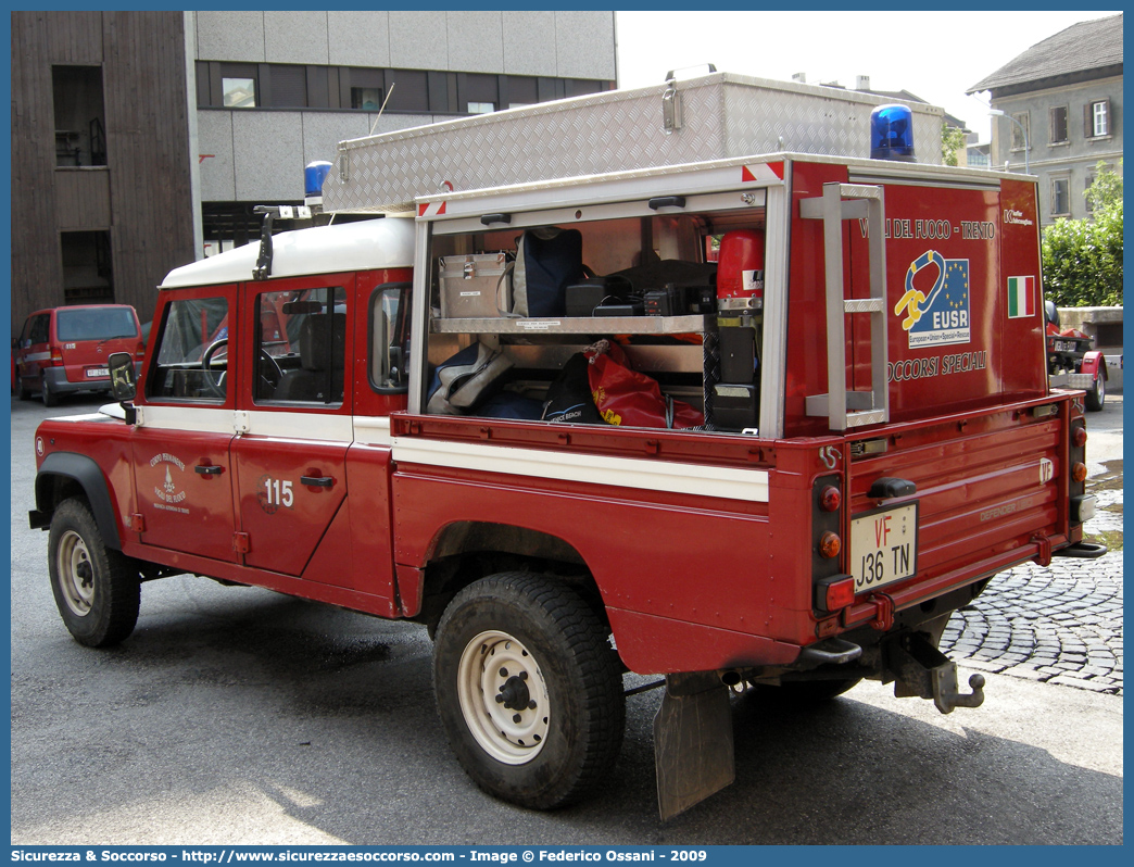 VF J36TN
Corpo Permanente dei Vigili del Fuoco Trento
Nucleo Soccorsi Speciali
Land Rover Defender 130
Allestitore Kofler Fahrzeugbau S.n.c.
Parole chiave: VF;V.F.;Vigili del Fuoco;Vigili;Fuoco;Corpo;Permanente;Trento;Nucleo;Soccorsi;Speciali;Land;Rover;Defender;130;Kofler;Fahrzeugbau