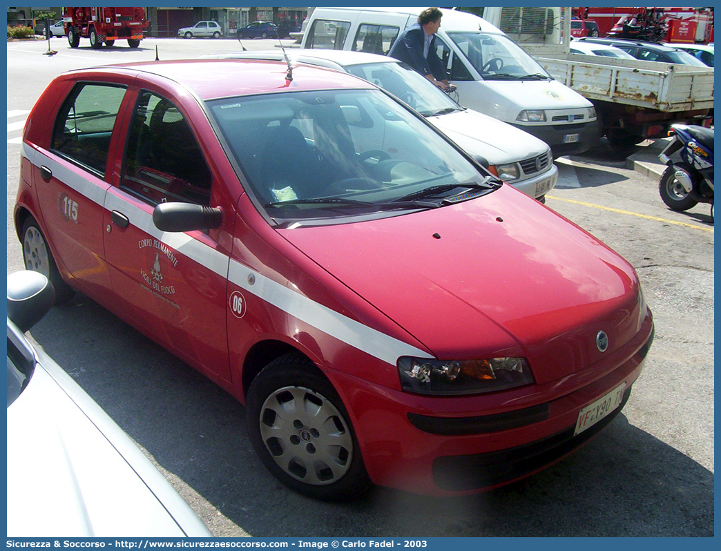 VF Y90TN
Corpo Permanente dei Vigili del Fuoco Trento
Fiat Punto II serie
Parole chiave: VF;V.F.;Vigili del Fuoco;Vigili;Fuoco;Corpo;Permanente;Trento;Fiat;Punto