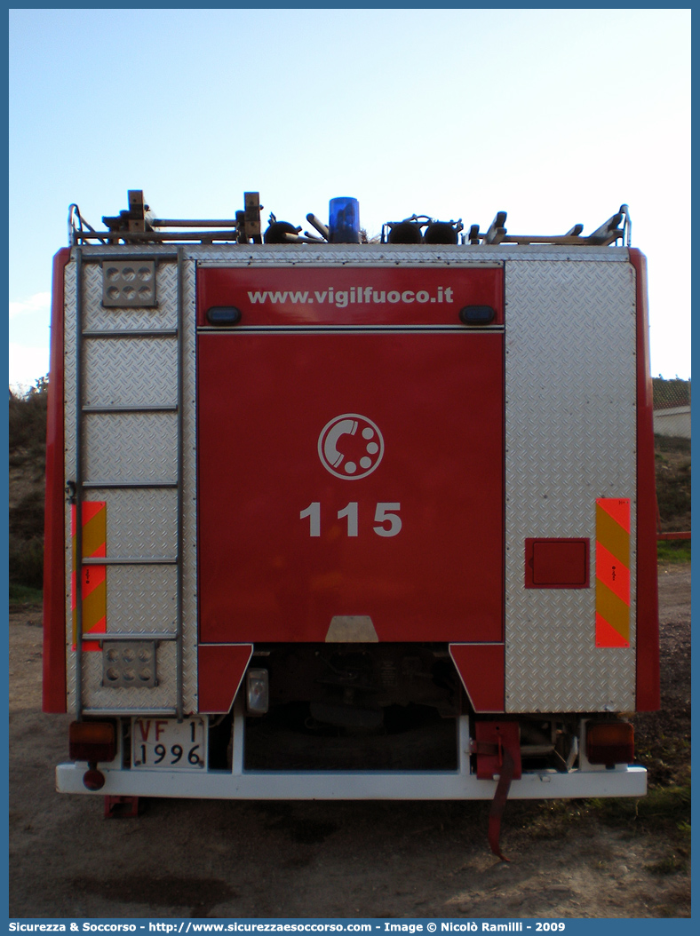 VF 11996
Corpo Nazionale Vigili del Fuoco
Iveco/OM 160
Allestitore Baribbi S.p.A.
Ricondizionato BAI S.r.l.
Parole chiave: VVF;V.V.F.;Corpo;Nazionale;Vigili;del;Fuoco;AutoPompaSerbatoio;APS;A.P.S.;Iveco;OM;160;Baribbi