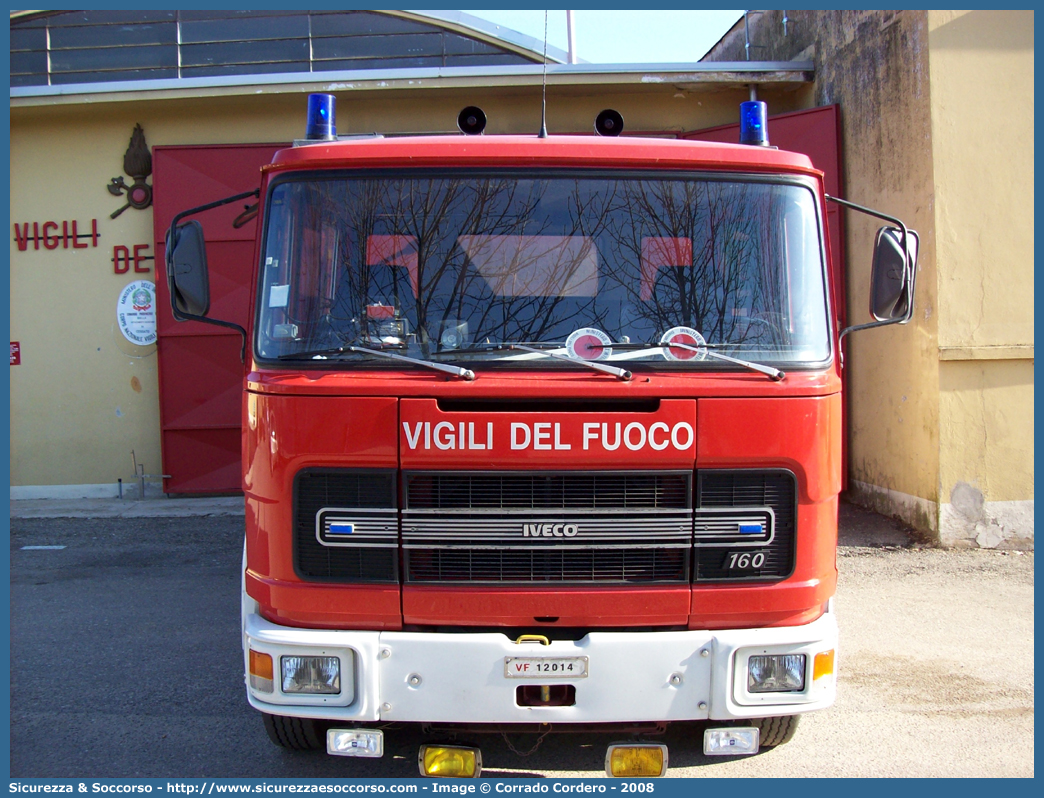 VF 12014
Corpo Nazionale Vigili del Fuoco
Iveco/OM 160
Allestitore Baribbi S.p.A.
Ricondizionato BAI S.r.l.
Parole chiave: VVF;V.V.F.;Corpo;Nazionale;Vigili;del;Fuoco;AutoPompaSerbatoio;APS;A.P.S.;Iveco;OM;160;Baribbi