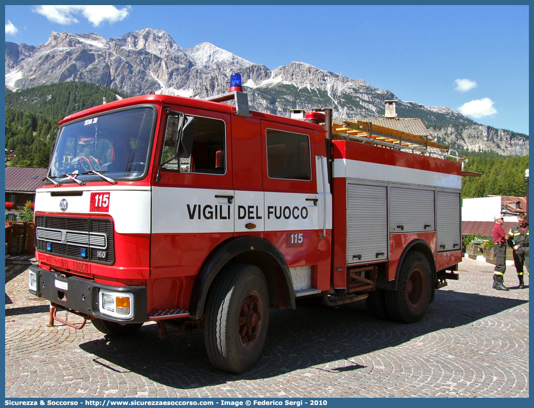 VF 12340
Corpo Nazionale Vigili del Fuoco
Iveco/OM 160
Allestitore Baribbi S.p.A.
Parole chiave: VVF;V.V.F.;Corpo;Nazionale;Vigili;del;Fuoco;AutoPompaSerbatoio;APS;A.P.S.;Iveco;OM;160;Baribbi