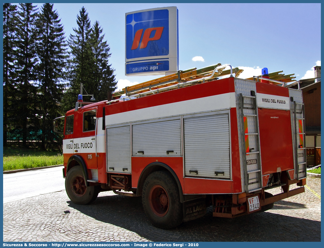 VF 12340
Corpo Nazionale Vigili del Fuoco
Iveco/OM 160
Allestitore Baribbi S.p.A.
Parole chiave: VVF;V.V.F.;Corpo;Nazionale;Vigili;del;Fuoco;AutoPompaSerbatoio;APS;A.P.S.;Iveco;OM;160;Baribbi