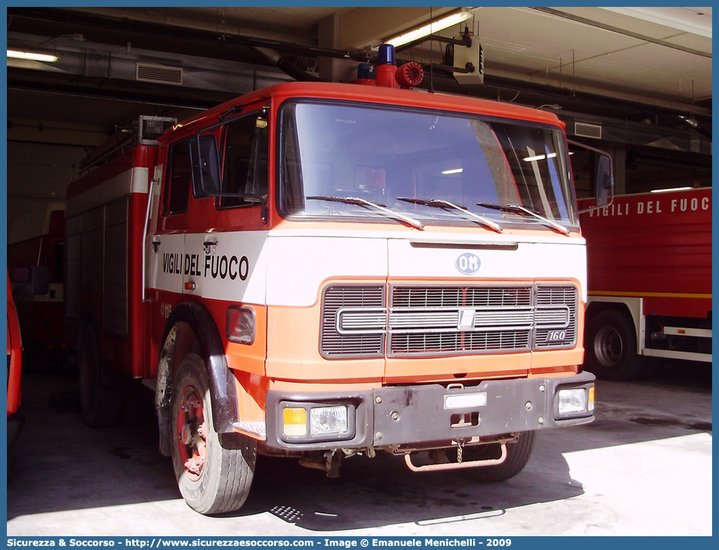 VF 15625
Corpo Nazionale Vigili del Fuoco
Iveco/OM 160
Allestitore Baribbi S.p.A.
Parole chiave: VVF;V.V.F.;Corpo;Nazionale;Vigili;del;Fuoco;AutoPompaSerbatoio;APS;A.P.S.;Iveco;OM;160;Baribbi