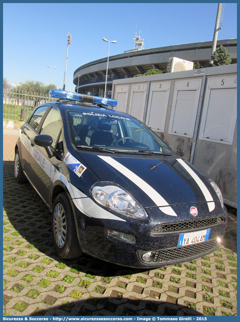 Polizia Locale YA404AM
Polizia Locale
Comune di Pescantina
Fiat Punto IV serie
Allestitore Ciabilli S.r.l.
Parole chiave: PL;PM;P.L.;P.M.;Polizia;Locale;Municipale;Pescantina;Fiat;Punto;Ciabilli