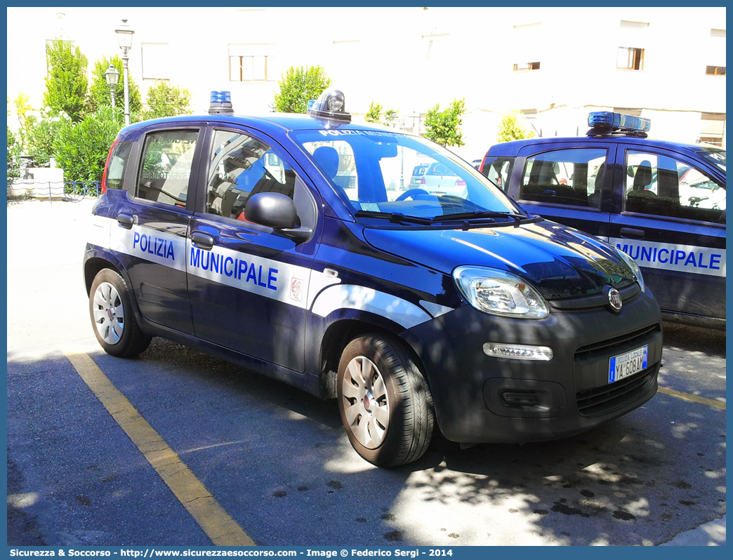 Polizia Locale YA608AM
Polizia Municipale
Comune di Andria
Fiat Nuova Panda II serie
Parole chiave: Polizia;Locale;Municipale;Andria;Fiat;Nuova;Panda;YA608AM