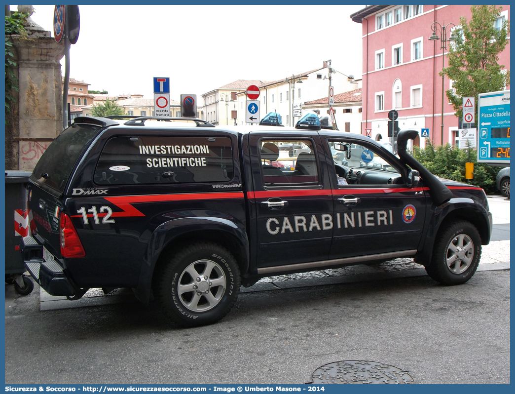 CC CR220
Arma dei Carabinieri
Raggruppamento Carabinieri
Investigazioni Scientifiche
Isuzu D-Max I serie I restyling
Allestitore Maritan S.r.l.
Parole chiave: CCCR220;Arma dei Carabinieri;Raggruppamento Carabinieri Investigazioni Scientifiche;RACIS;RIS;Isuzu D-Max II serie restyling