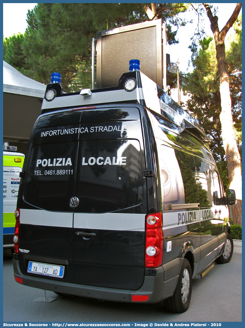 Polizia Locale YA127AD
Polizia Locale
Comune di Trento
Volkswagen Crafter
Allestitore Projet Service S.r.l.
Parole chiave: Polizia;Locale;Municipale;Trento;Volkswagen;Crafter;Projet Service