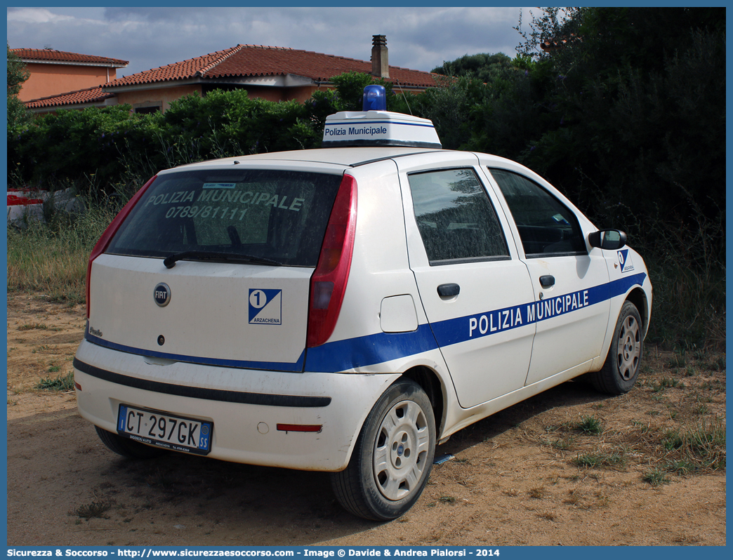 -
Polizia Municipale
Comune di Arzachena
Fiat Punto III serie
Parole chiave: PL;P.L.;PM;P.M.;Polizia;Locale;Municipale;Arzachena;Fiat;Punto