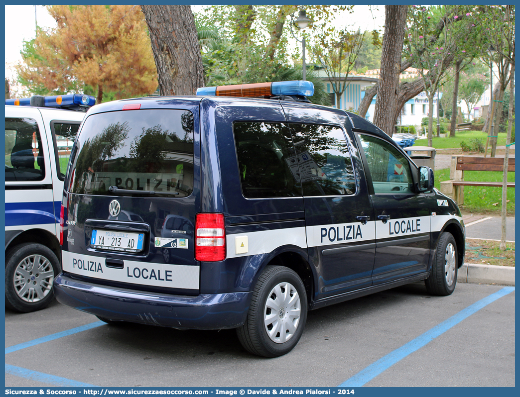 Polizia Locale YA213AD
Polizia Locale
Comune di Porto Viro
Volkswagen Caddy IV serie
Allestitore Focaccia Group S.r.l.
Parole chiave: Polizia;Locale;Municipale;Porto Viro;Volkswagen;Caddy;YA213AD;YA 213 AD;Focaccia