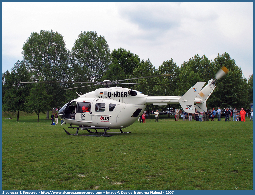 D-HDER
118 Regione Emilia Romagna
EuroCopter EC145
Base di Ravenna
Parole chiave: 118;Emilia Romagna;Ravenna;EuroCopter;EC;145;D-HDER;Elicottero;Elisoccorso;Hotel;Bravo