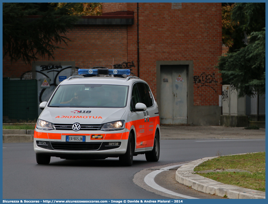 BO 0904
118 Bologna Soccorso
Volkswagen Sharan IV serie
Allestitore Vision S.r.l.
Parole chiave: 118;Bologna;Soccorso;Automedica;Automedicalizzata;Auto Medica;Auto Medicalizzata;Volkswagen;Sharan;Vision