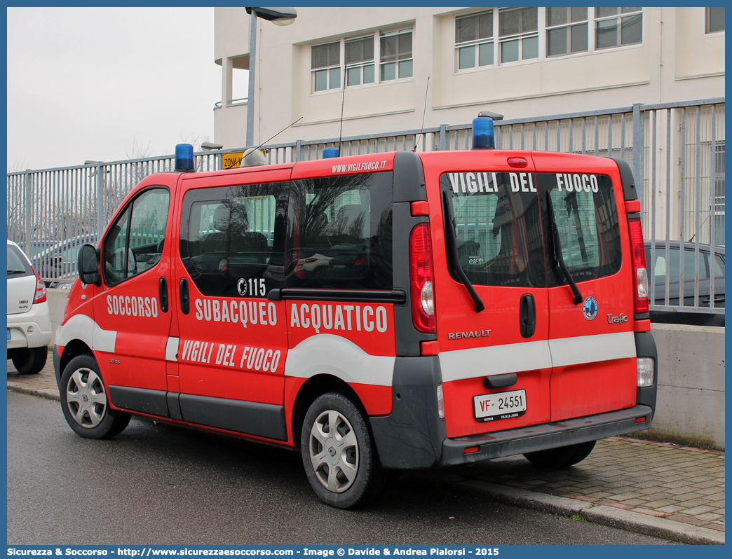 VF 24551
Corpo Nazionale Vigili del Fuoco
Nucleo Soccorso Subacqueo e Acquatico
Renault Trafic III serie
Parole chiave: VVF;V.V.F.;Corpo;Nazionale;Vigili;del;Fuoco;Renault;Trafic;NSSA;N.S.S.A.;Soccorso;Subacqueo;Acquatico;Sommozzatori;Subacquei