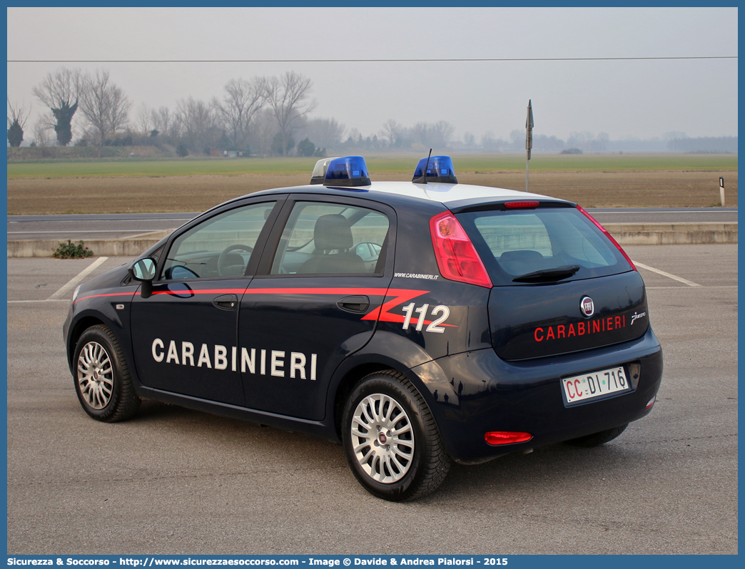 CC DI716
Arma dei Carabinieri
Fiat Punto IV serie
(I fornitura)
Si ringrazia il personale per la collaborazione
Parole chiave: CC;C.C.;Arma;Carabinieri;Fiat;Punto;DI716;DI;716