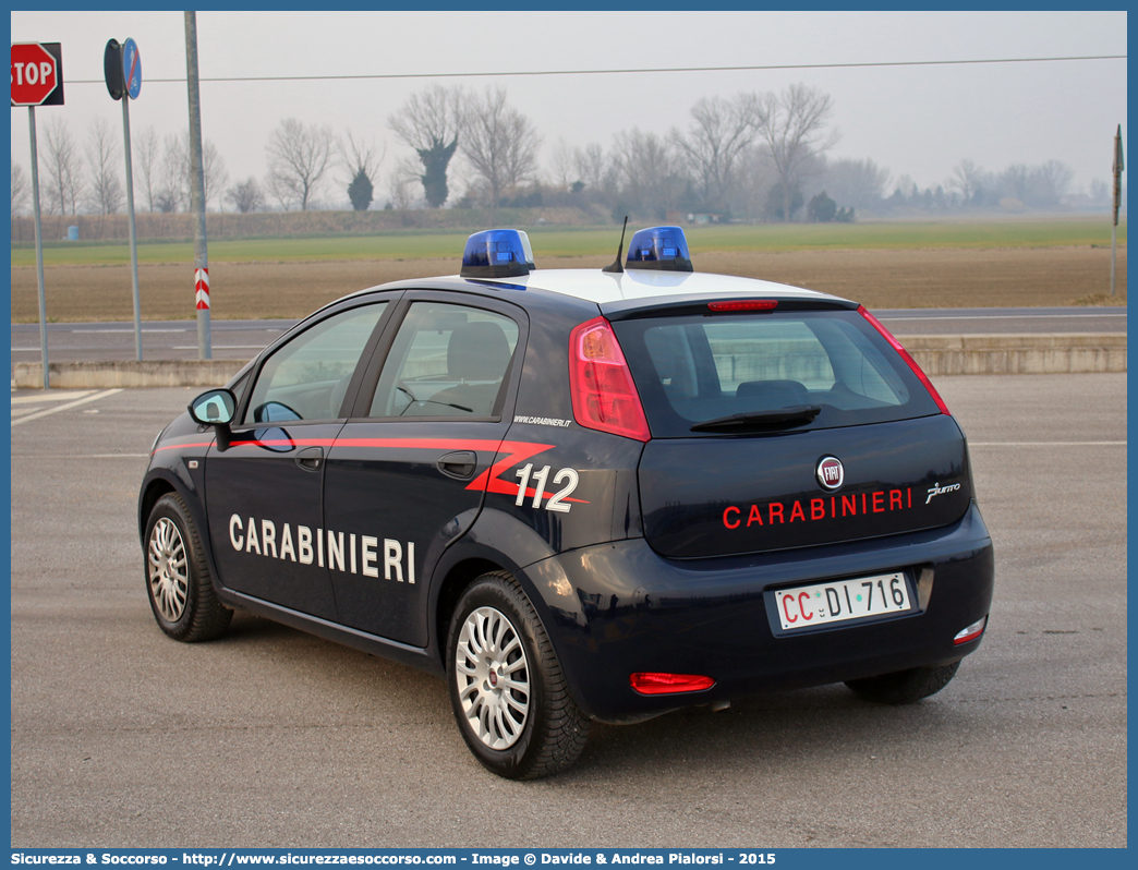 CC DI716
Arma dei Carabinieri
Fiat Punto IV serie
(I fornitura)
Si ringrazia il personale per la collaborazione
Parole chiave: CC;C.C.;Arma;Carabinieri;Fiat;Punto;DI716;DI;716