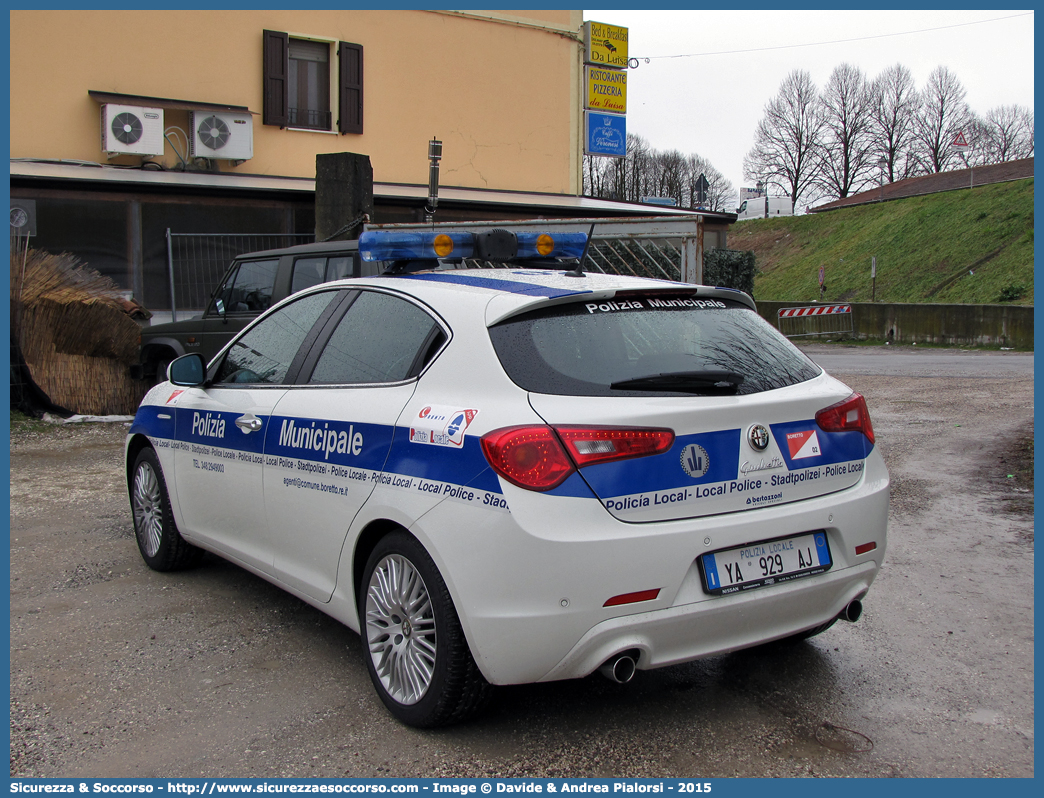 Polizia Locale YA929AJ
Polizia Municipale
Comune di Boretto
Alfa Romeo Nuova Giulietta
I serie
Allestitore Bertazzoni S.r.l.
Parole chiave: Polizia;Locale;Municipale;Boretto;Alfa Romeo;Nuova Giulietta;Bertazzoni;YA929AJ;YA 929 AJ