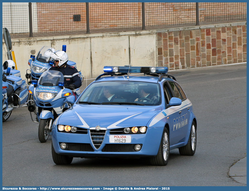 Polizia H1629
Polizia di Stato
Polizia Stradale
Alfa Romeo 159 Sportwagon
Parole chiave: Polizia di Stato;Polizia;PS;Polizia Stradale;Alfa Romeo;159 Sportwagon;H1629