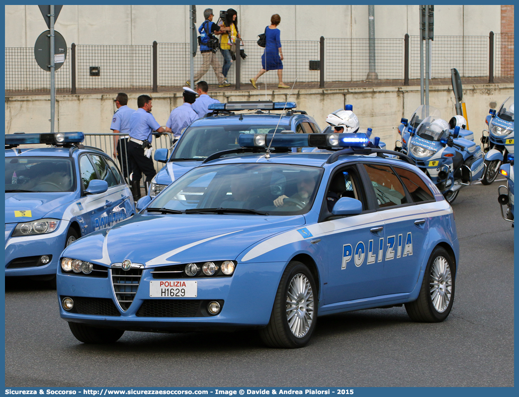 Polizia H1629
Polizia di Stato
Polizia Stradale
Alfa Romeo 159 Sportwagon
Parole chiave: Polizia di Stato;Polizia;PS;Polizia Stradale;Alfa Romeo;159 Sportwagon;H1629