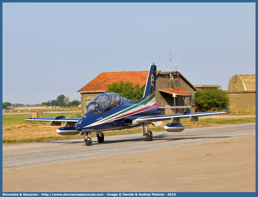 Pony 8
Aeronautica Militare Italiana
Aermacchi MB-339PAN
Parole chiave: AM;A.M.I.;AMI;Aeronautica;Militare;Italiana;MB;339PAN