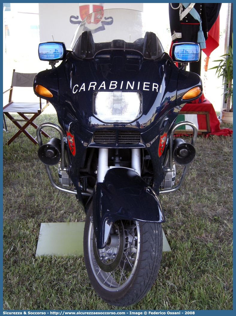 CC A2320
Arma dei Carabinieri
Bmw R850 RT
Parole chiave: CC;C.C.;Arma;dei;Carabinieri;Nucleo;Operativo;Radiomobile;Bmw;R850RT;R 850 RT;R;RT;850