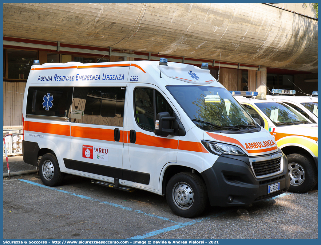 0563
118 Agenzia Regionale Emergenza Urgenza
Regione Lombardia
Peugeot Boxer III serie restyling
Allestitore MAF S.n.c.
Parole chiave: 118;AREU;A.R.E.U.;S.S.U.Em.;SSUEm;Ambulanza;Lombardia;Peugeot;Boxer;MAF