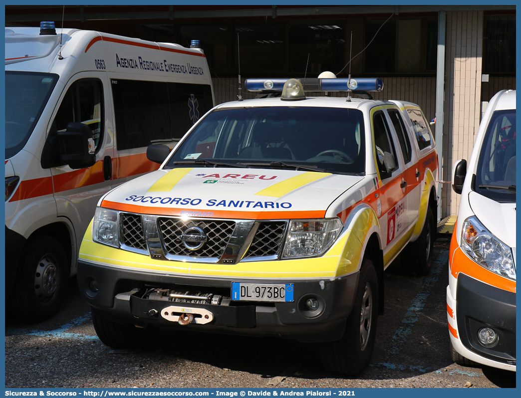 RESCUE 01
118 Agenzia Regionale Emergenza Urgenza
Regione Lombardia
Nissan Navara II serie
Allestitore Bonfanti S.a.s.

Parole chiave: 118;AREU;A.R.E.U.;S.S.U.Em.;SSUEm;Lombardia;Nissan;Navara;USGE;U.S.G.E.;Grandi Emergenze;Maxiemergenza;Maxiemergenze;Maxi Emergenza;Maxi Emergenze;NBCR;N.B.C.R.;Bonfanti