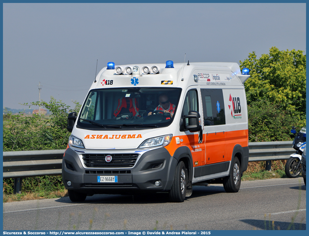 RA 10
118 Romagna Soccorso
Ambito Territoriale di Ravenna
Fiat Ducato III serie restyling
Allestitore Vision S.r.l.
Parole chiave: 118;Romagna;Ravenna;Soccorso;Ambulanza;Autoambulanza;Fiat;Ducato;X290;X 290;Vision