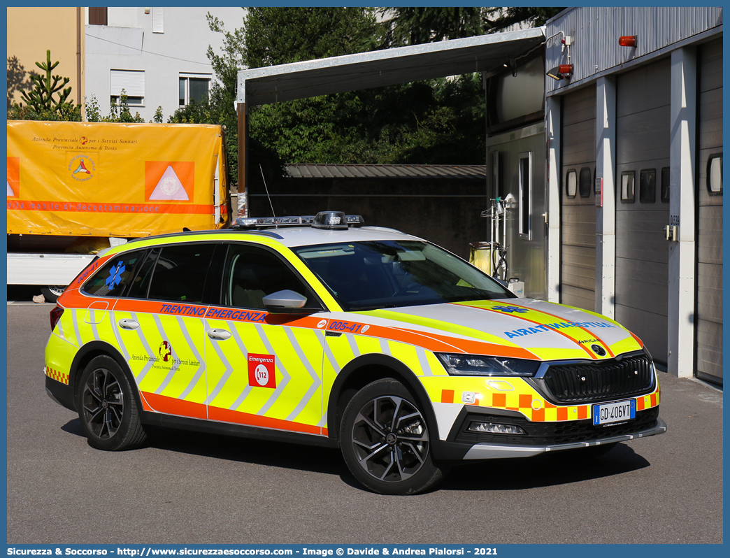 005-41
118 Trentino Emergenza
Skoda Octavia Wagon Scout VI serie
Allestitore Aricar S.p.A.
Parole chiave: 118;Trento;Trentino;Emergenza;Automedica;Autosanitaria;Skoda;Octavia;Scout;Aricar