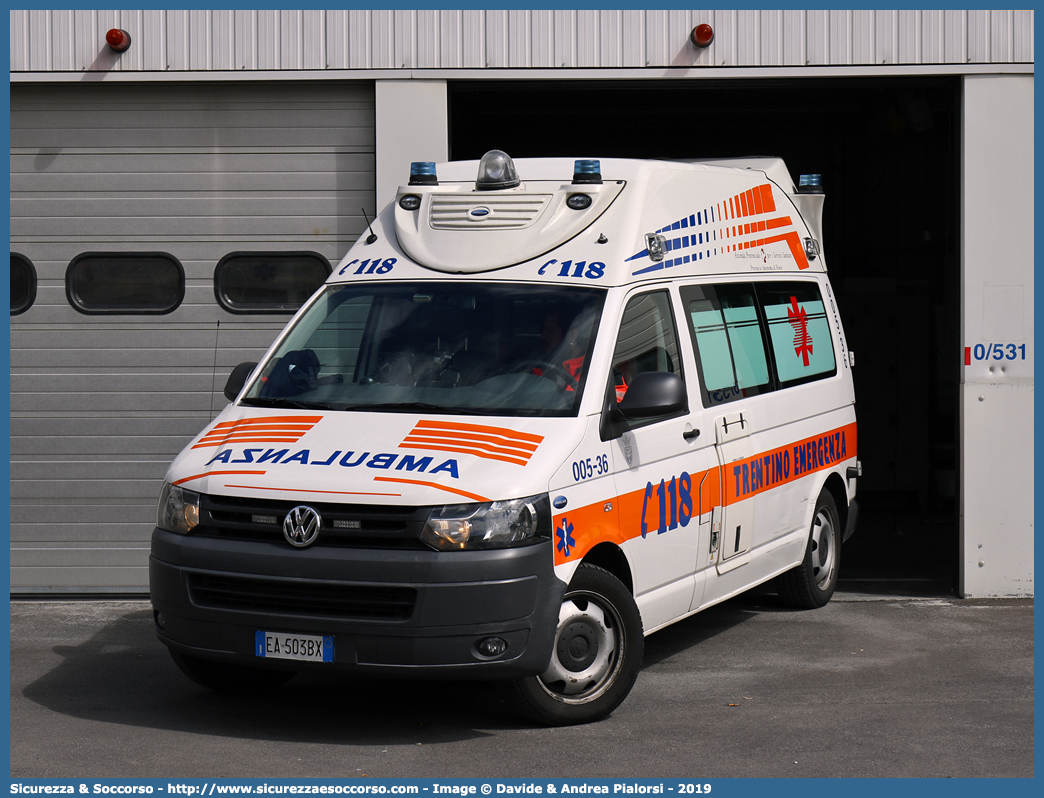 005-36
118 Trentino Emergenza
Volkswagen Transporter T5 restyling
Allestitore Aricar S.p.A.
Parole chiave: 118;Trento;Trentino;Emergenza;Ambulanza;Autoambulanza;Volkswagen;Transporter;T5;T 5;Aricar