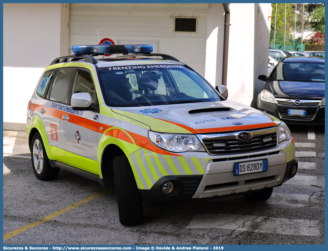 008-31
118 Trentino Emergenza
Subaru Forester V serie
Allestitore Aricar S.p.A.
Parole chiave: 118;Trentino;Emergenza;Trento;Automedica;Auto Medica;Autosanitaria;Auto Sanitaria;Subaru;Forester;Aricar