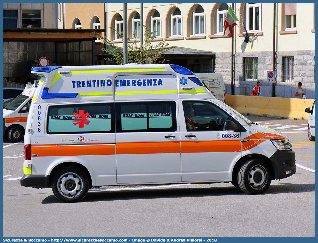 008-36
118 Trentino Emergenza
Volkswagen Transporter T6
Allestitore EDM S.r.l.
Parole chiave: 118;Trento;Trentino;Emergenza;Ambulanza;Autoambulanza;Volkswagen;Transporter;T6;T 6;EDM